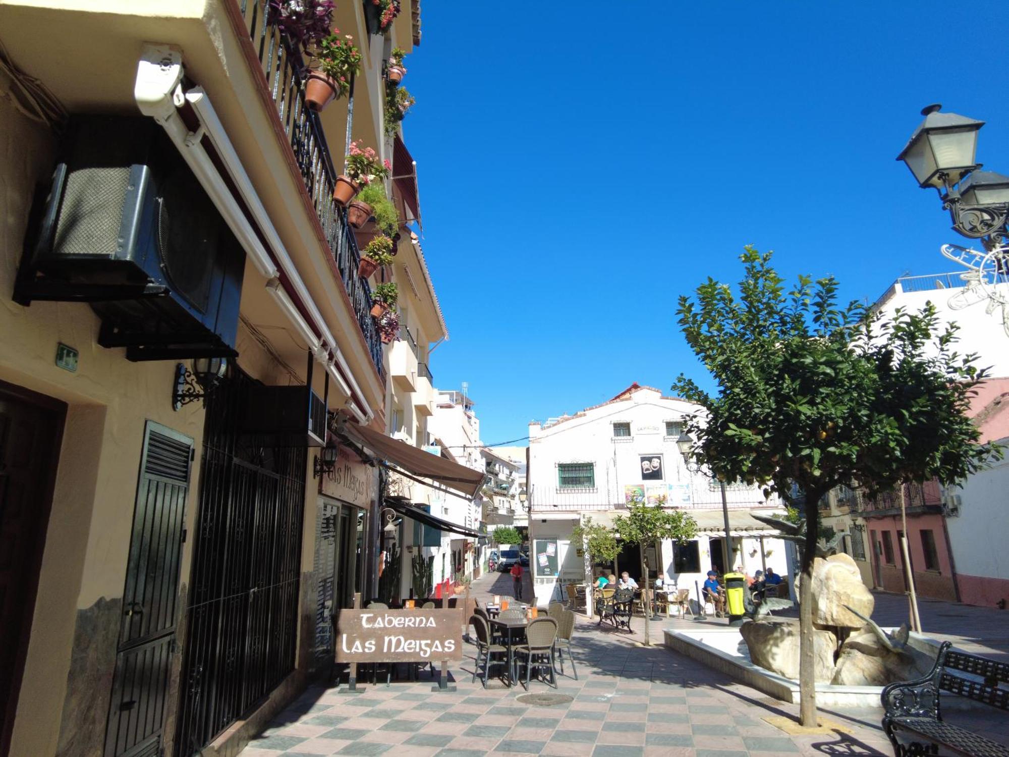 Fuengirola Holidays Sun & Beachアパートメント エクステリア 写真